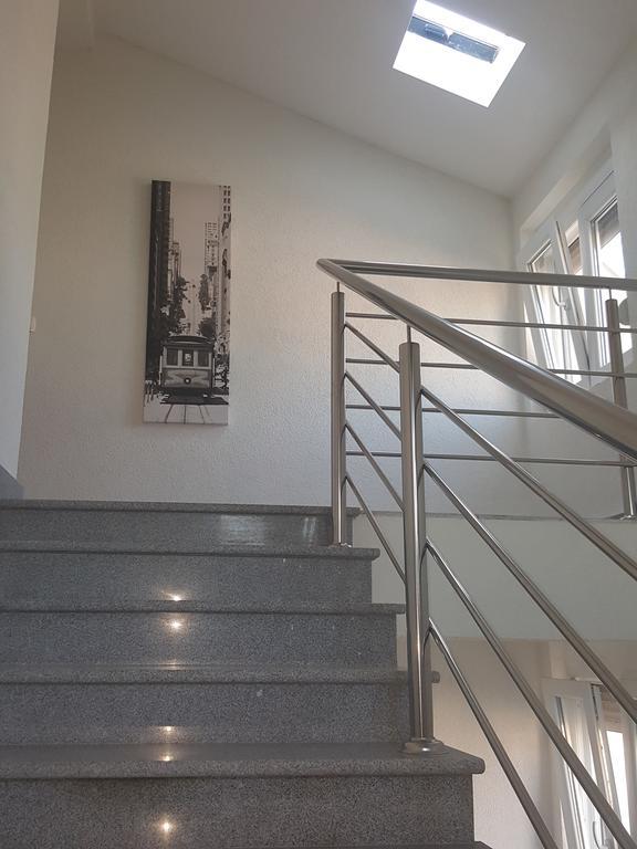 Apartment Vila Mirela Кримовица Экстерьер фото